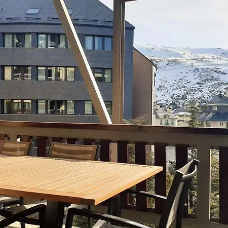 Todosierranevada Zona Baja - Montblanc Vistas A La Montana - Junto A Telecabinas